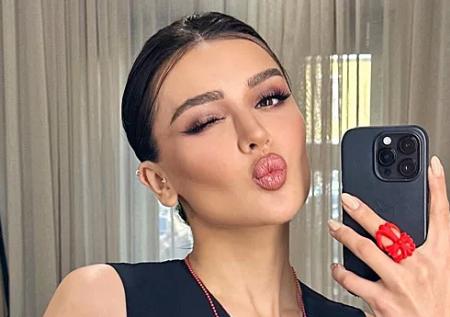 Модель Дина Саева опубликовала «утренние» фотографии в нижнем белье