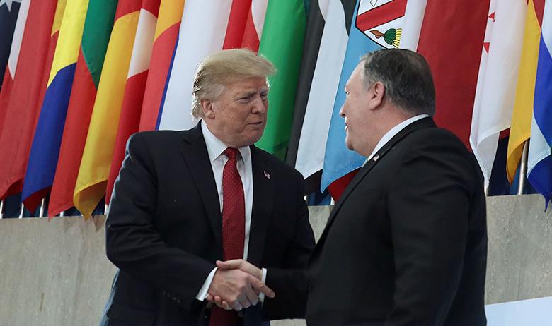 Дональд Трамп и Майк Помпео