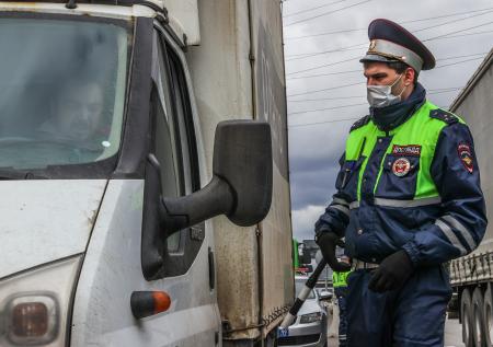 В трёх округах Москвы с 1 августа введут новые правила проезда грузовиков