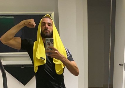 Бензема предстанет перед судом по делу о шантаже интимным видео
