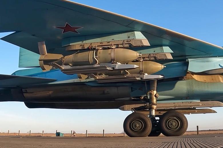 Истребитель-бомбардировщик Су-34 ВКС РФ
