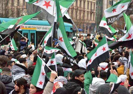 Ситуация в Сирии днем 15 декабря: США заняли экс-базы РФ, суета в Хмеймиме