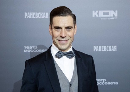 Роль Байдена, розыск из-за долгов, личная жизнь: куда пропал Дмитрий Дюжев