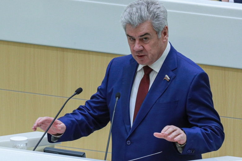 Виктор Бондарев