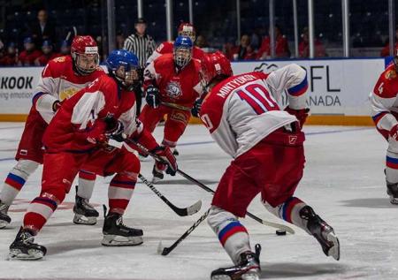 Юниорская сборная России по хоккею вышла в финал Кубка вызова