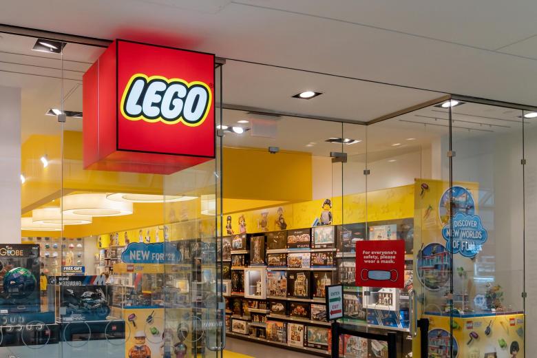 Магазин игрушек Lego