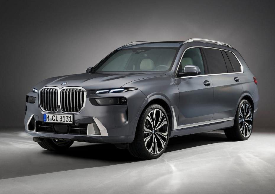 BMW X7 2023 года