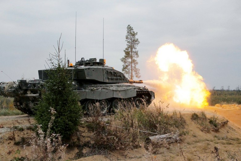 Challenger 2