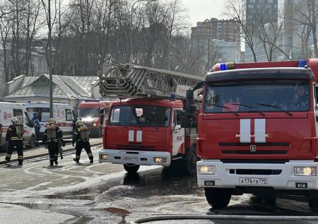 Пожар на крыше МГТУ имени Баумана локализован