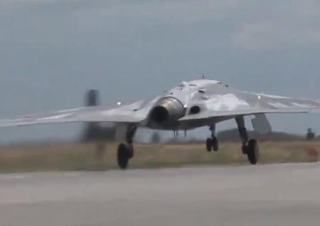 Минобороны попросило ускорить поставки тяжёлого беспилотника «Охотник»