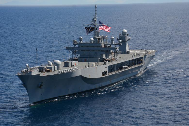 Флагман 6-го флота США USS Mount Whitney