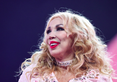 Выселение, дочь-инвалид, связь с Украиной: как живет певица Маша Распутина