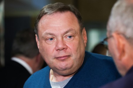 Российский миллиардер выиграл суд у беременной домработницы