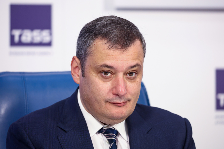 Александр Хинштейн 