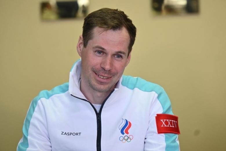 Александр Большунов