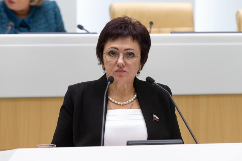 Елена Бибикова 