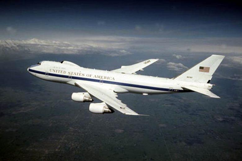 Boeing E-4