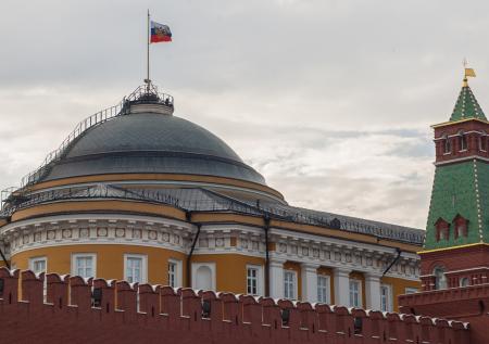 Роскомнадзор ограничил доступ к двум сайтам за оскорбление гимна России