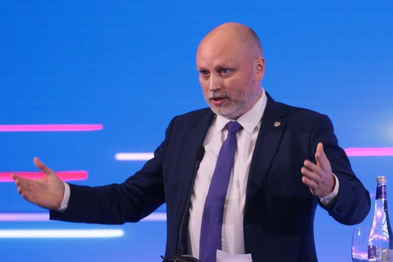 Владимир Рогов