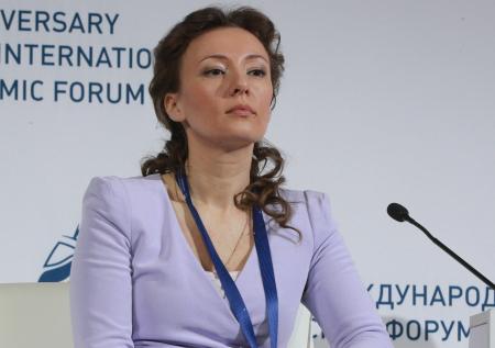 Кузнецова назвала экстремистской идею о ликвидации органов опеки в России
