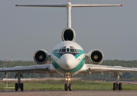 Пожарная машина опрокинулась в аэропорту Домодедово