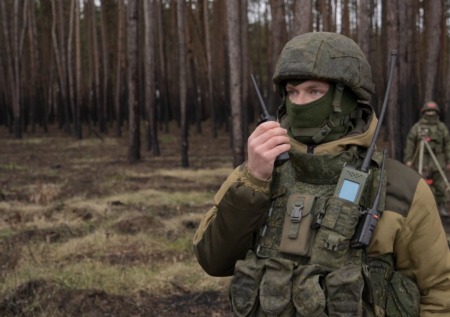 «Чем выше, тем лучше»: российские FPV-дроны устроили ад ВСУ под Угледаром