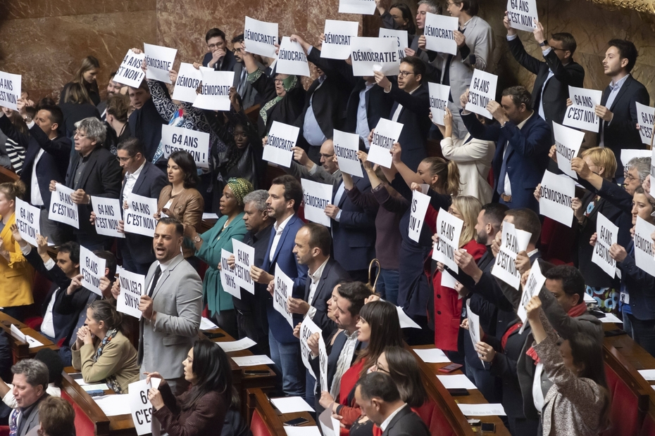 Парламентская сессия в Национальном собрании Франции