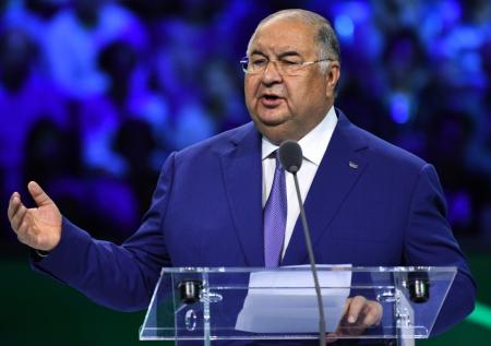 Усманов отозвал иск о разводе с Винер
