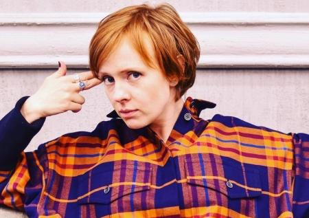 Любовница Ефремова судится с хозяйкой квартиры, где встречалась с актёром