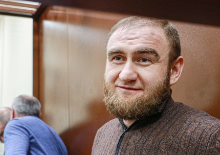 Экс-сенатор стал шить спецовки