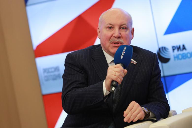 Дмитрий Мезенцев