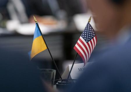 Зеленский призвал бизнес США помочь трансформировать Украину
