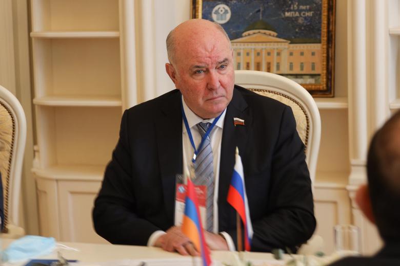 Григорий Карасин