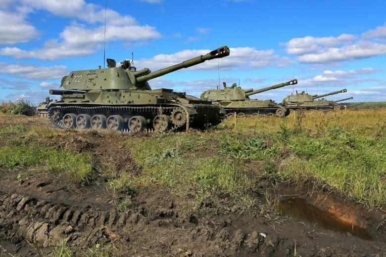 Самоходные гаубицы 2С3М «Акация»