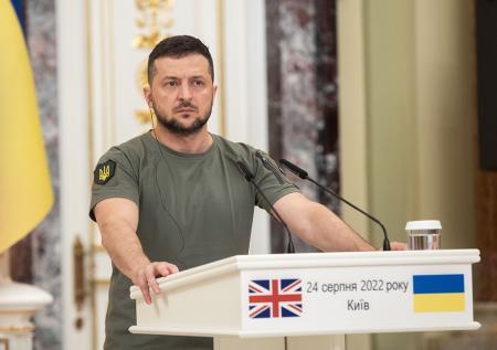Зеленский предупредил украинцев о сложном для страны периоде
