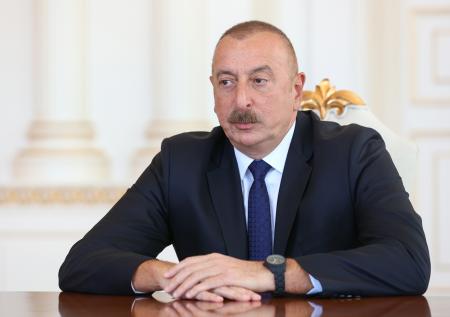 Алиев опроверг информацию Еревана о блокировке Баку Лачинcкого коридора