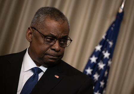 США добиваются встречи с находящимся под санкциями министром КНР
