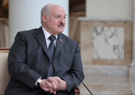 Лукашенко рассказал, кого Россия видит первым белорусским космонавтом