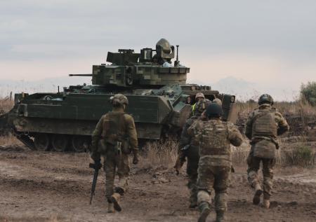 Украину предупредили об угрозе военного коллапса