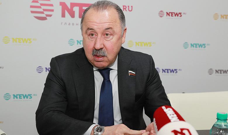Валерий Газзаев