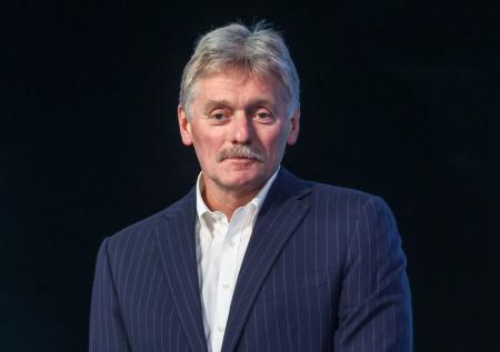 Песков заявил, что Россия и США не бросают попыток наладить отношения