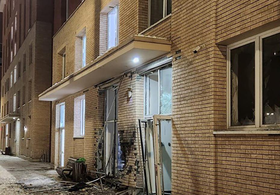 Последствия взрыва на первом этаже жилого дома по адресу: Рязанский проспект, д. 2/1