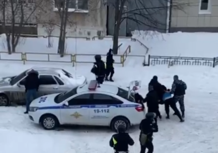 Устроившего стрельбу в Среднеуральске мужчину задержали