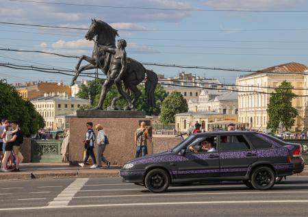 «Фонтанка»: в Петербурге кандидатам от «Яблока» в УИК вручили повестки