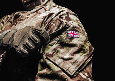 РИА Новости: в Мариуполе нашли полевой китель британского военного