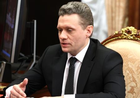 Губернатор российского региона заговорил по-английски на совещании