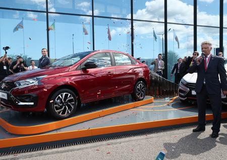 Lada Iskra: как выглядит самая ожидаемая автоновинка 2024 года