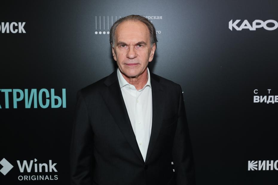Актер Алексей Гуськов на премьере сериала «Актрисы» в кинотеатре «КАРО 11 Октябрь» в Москве