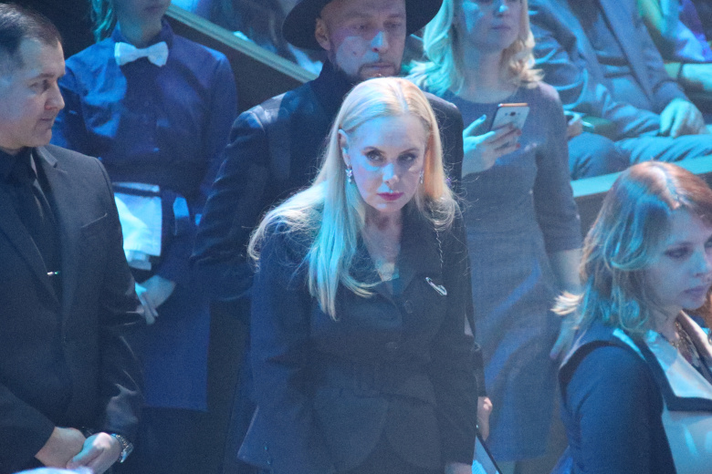 Нелли Кобзон