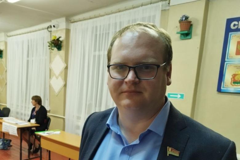 Анатолий Емельянов